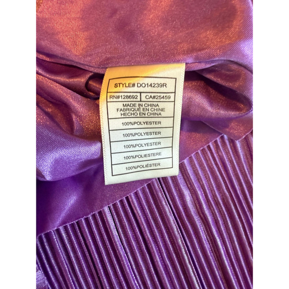 Steve Madden Gianna Pleated Satin Cami Top | Dahlia Purple | Size M | NWT - Picture 4 of 4